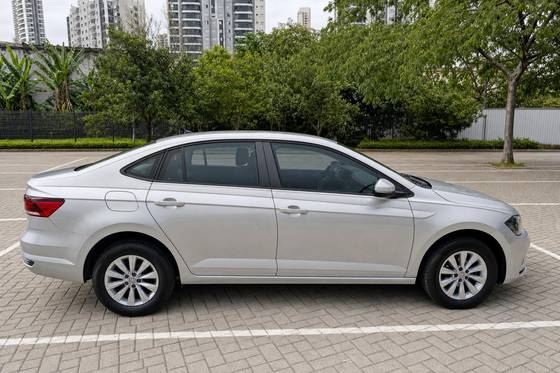 VOLKSWAGEN VIRTUS 1.6 MSI TOTAL FLEX AUTOMÁTICO VOLKSWAGEN VIRTUS 1.6 MSI TOTAL FLEX AUTOMÁTICO